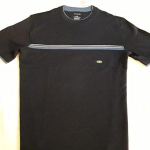 Men's pullover short sleeve shirt by Van Huesen